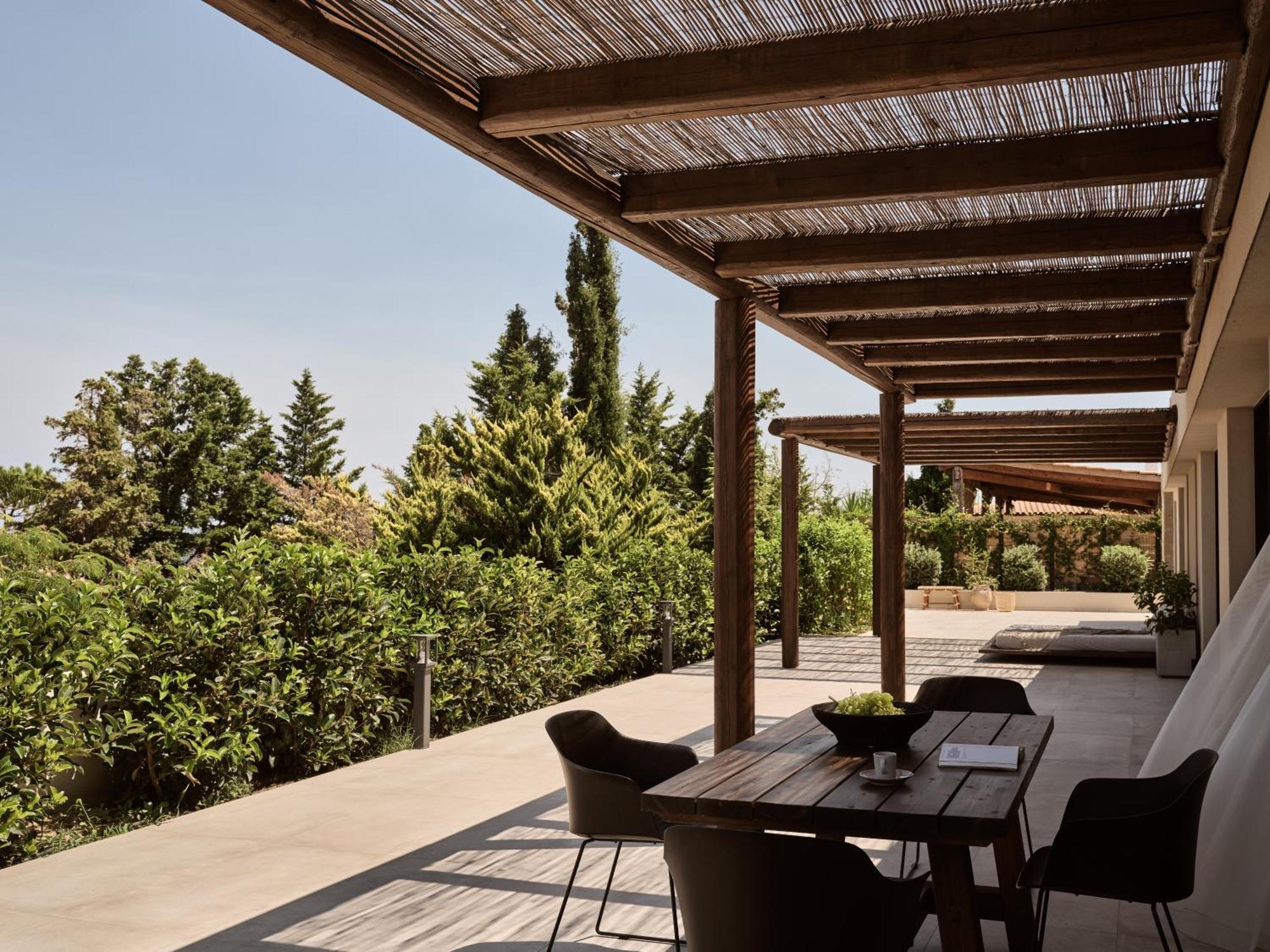 Ananta Blue Residence Argassi Exterior photo