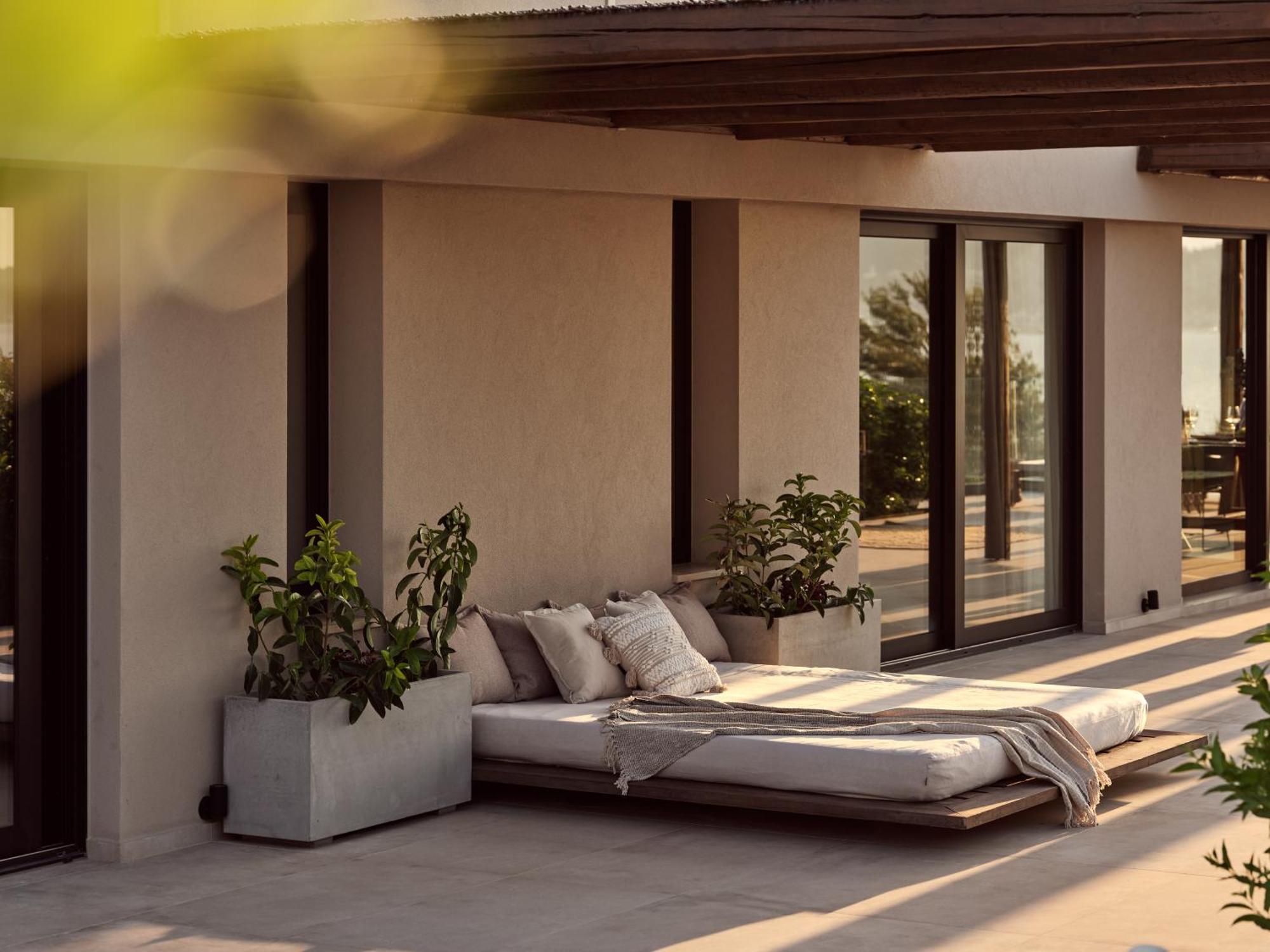 Ananta Blue Residence Argassi Exterior photo